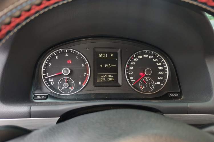 Used Volkswagen Touran 2015 1.4T DSG Comfort Edition 5 Seats Instrument Cluster