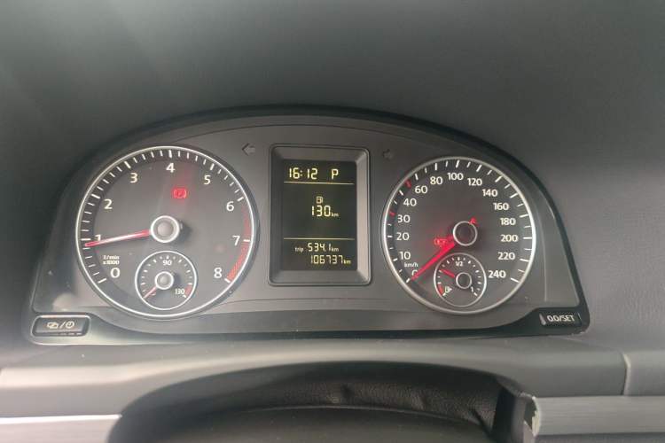 Used Volkswagen Touran 2015 1.4T DSG Comfort Edition 5 Seats Instrument Cluster