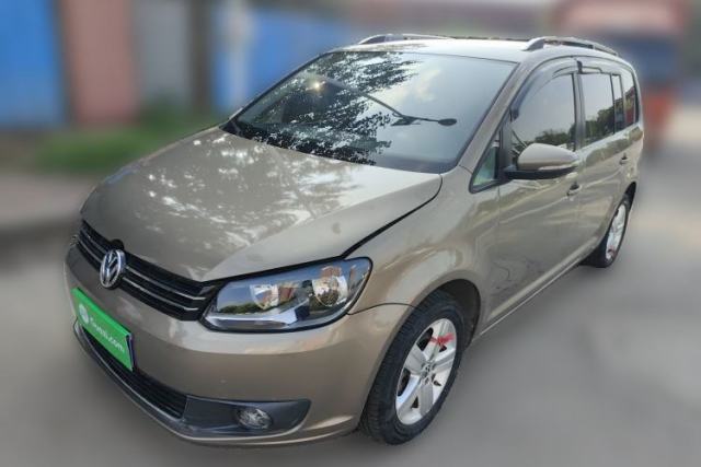 Volkswagen Touran 2015 1.4T Manual Fashion Edition 5-Seater usado
