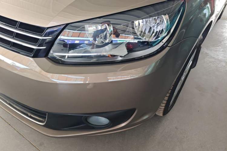 Used Volkswagen Touran 2015 1.4T DSG Comfort Edition 5 Seats Left Front Headlight