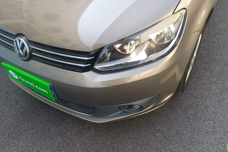Used Volkswagen Touran 2015 1.4T DSG Comfort Edition 5 Seats Left Front Headlight