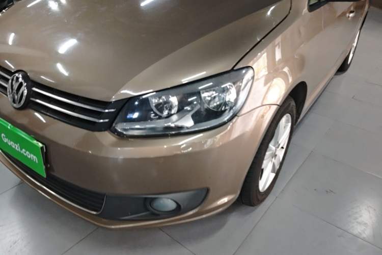 Used Volkswagen Touran 2015 1.4T DSG Comfort Edition 5 Seats Left Front Headlight