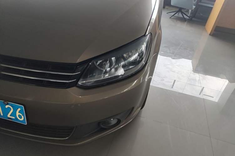 Used Volkswagen Touran 2015 1.4T DSG Comfort Edition 5 Seats Left Front Headlight