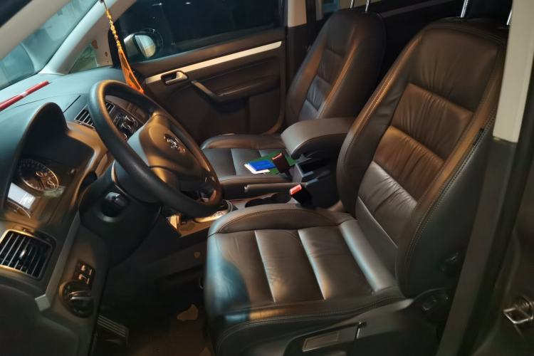 Used Volkswagen Touran 2015 1.4T DSG Comfort Edition 5 Seats Left Front Seat