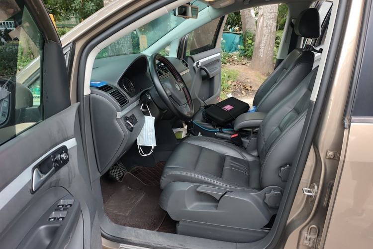 Used Volkswagen Touran 2015 1.4T DSG Comfort Edition 5 Seats Left Front Seat