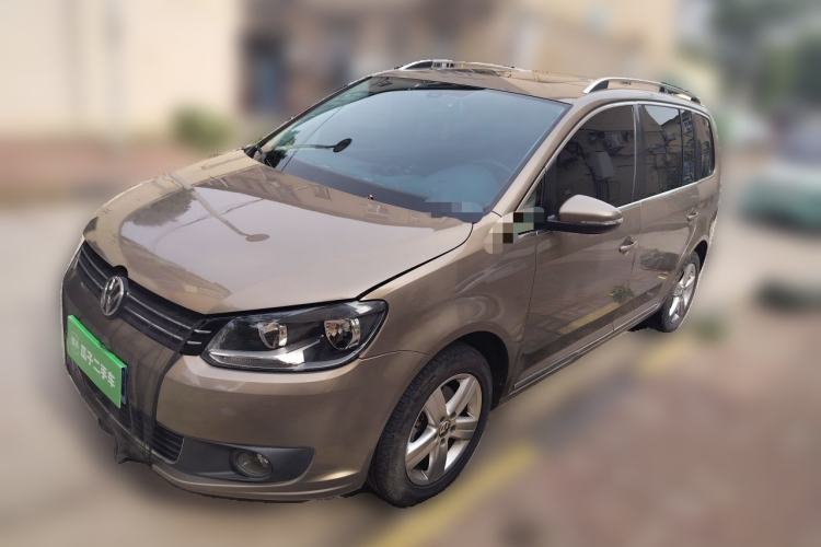 Used Volkswagen Touran 2015 1.4T DSG Comfort Edition 5 Seats Guazi used car, China used car export, Used car for sale, Used  cars, Cheapest cars for sale