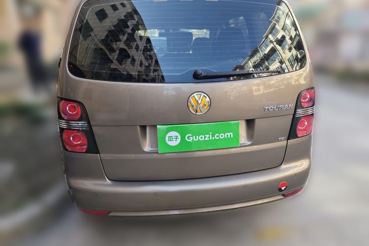 Used Volkswagen Touran 2015 1.4T DSG Comfort Edition 5 Seats Rear