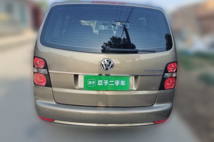 Used Volkswagen Touran 2015 1.4T Manual Fashion Edition 5-Seater Rear