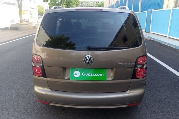 Used Volkswagen Touran 2015 1.4T DSG Comfort Edition 5 Seats Rear