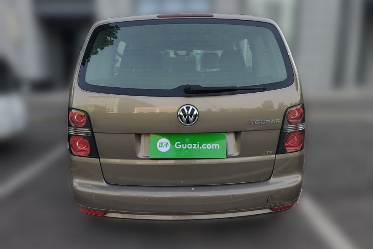 Used Volkswagen Touran 2015 1.4T DSG Comfort Edition 5 Seats Rear