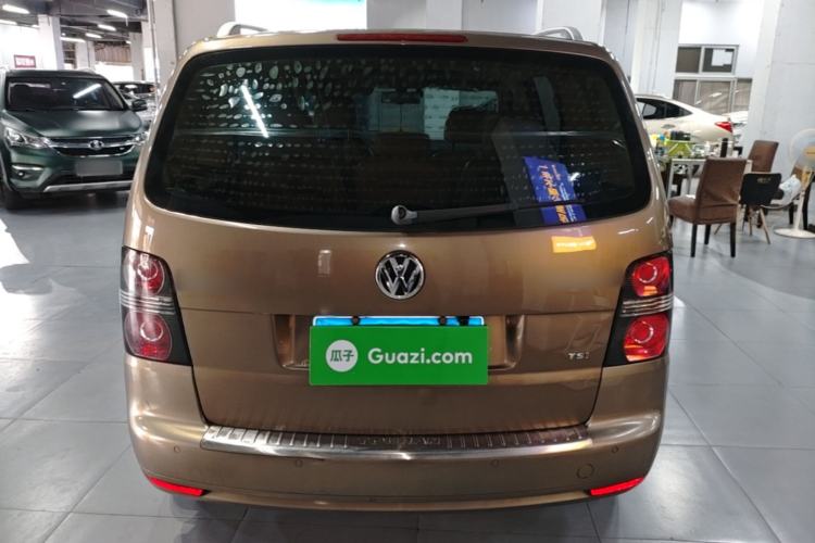 Used Volkswagen Touran 2015 1.4T DSG Comfort Edition 5 Seats Rear