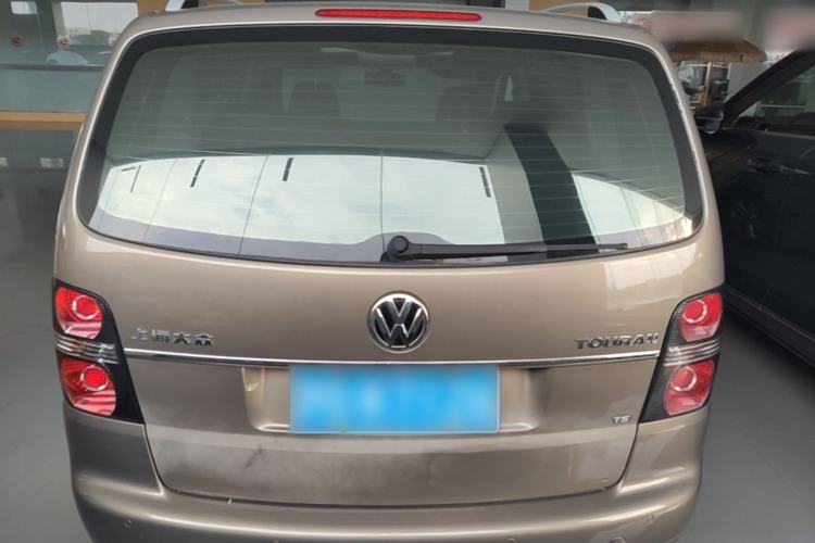 Used Volkswagen Touran 2015 1.4T DSG Comfort Edition 5 Seats Rear