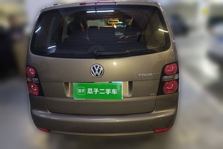 Used Volkswagen Touran 2015 1.4T DSG Comfort Edition 5 Seats Rear