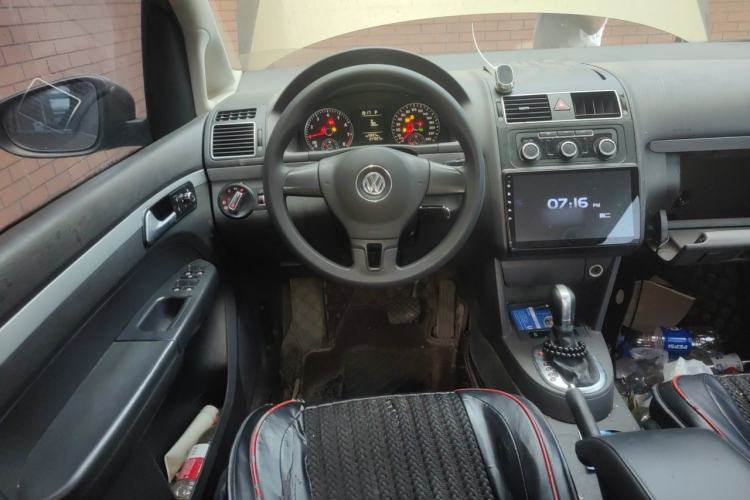 Used Volkswagen Touran 2015 1.4T DSG Comfort Edition 5 Seats Steering Wheel