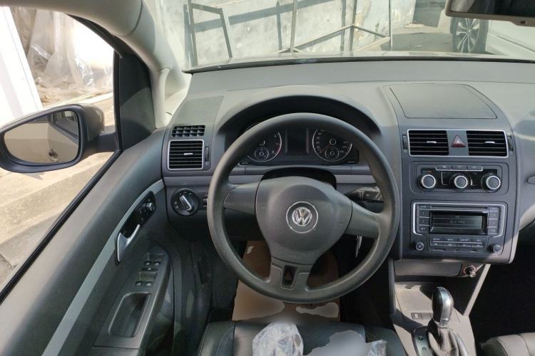 Used Volkswagen Touran 2015 1.4T DSG Comfort Edition 5 Seats Steering Wheel