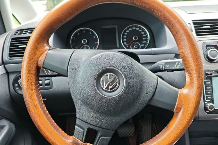 Used Volkswagen Touran 2015 1.4T DSG Comfort Edition 5 Seats Steering Wheel