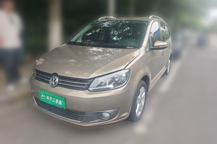 Used Volkswagen Touran 2015 1.4T DSG Comfort Edition 5 Seats Guazi used car, China used car export, Used car for sale, Used cars, Cheapest cars for sale