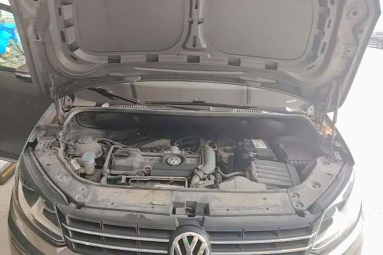 Used Volkswagen Touran 2015 1.4T DSG Comfort Edition 5 Seats Engine Bay