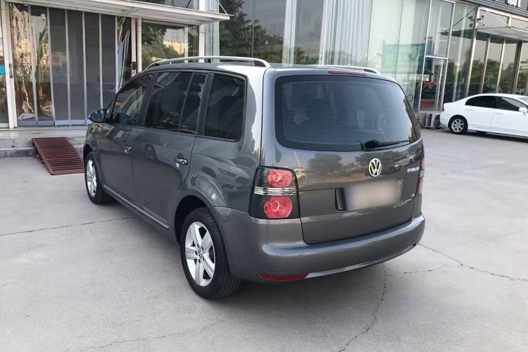 Used Volkswagen Touran 2015 1.4T DSG Comfort Edition 5 Seats Exterior 5