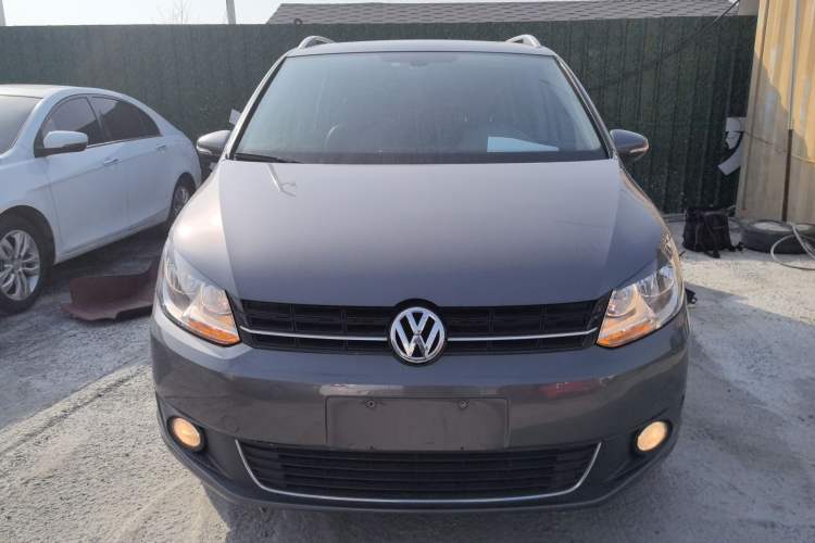 Used Volkswagen Touran 2015 1.4T DSG Comfort Edition 5 Seats Front