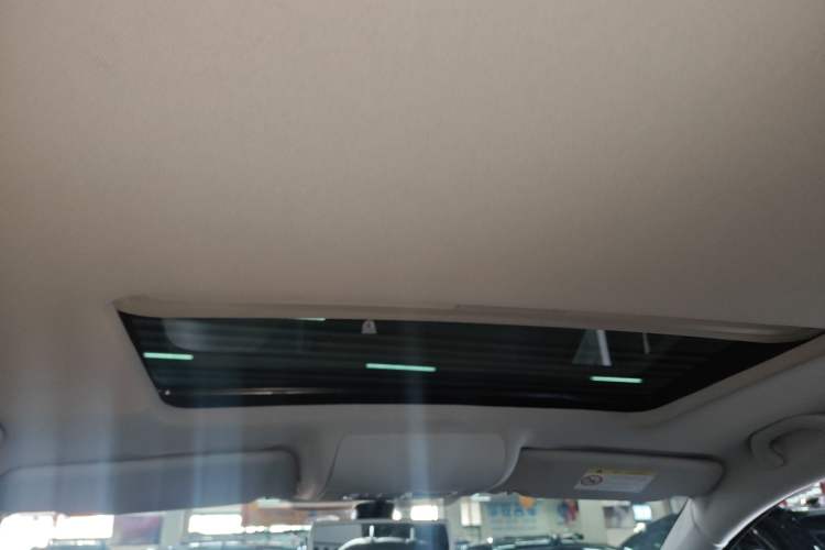 Used Volkswagen Touran 2015 1.4T DSG Luxury Edition 5-Seater Headliner