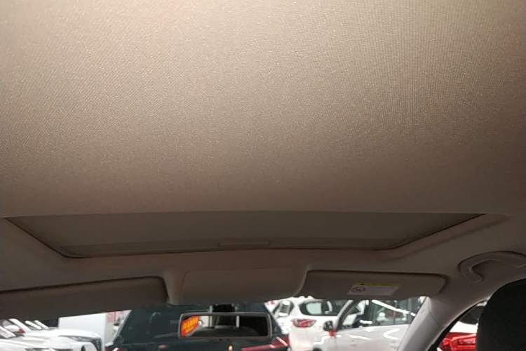 Used Volkswagen Touran 2015 1.4T DSG Comfort Edition 5 Seats Headliner