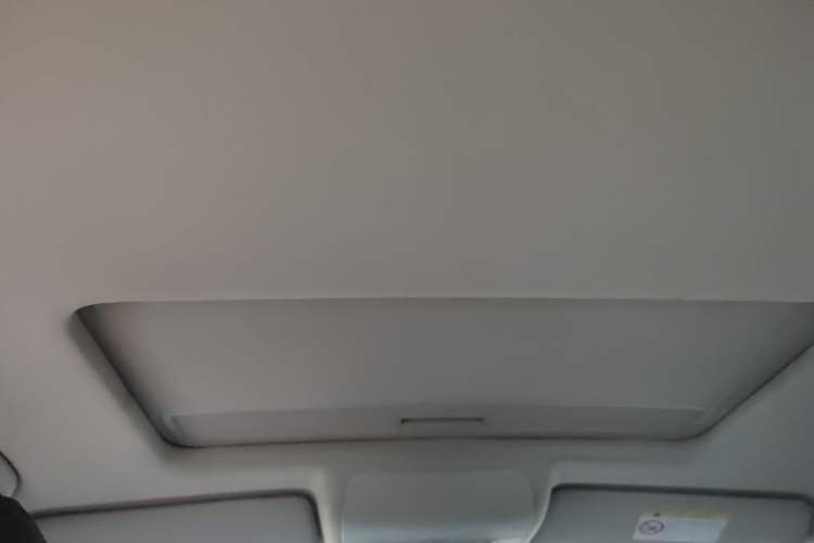 Used Volkswagen Touran 2015 1.4T DSG Comfort Edition 5 Seats Headliner