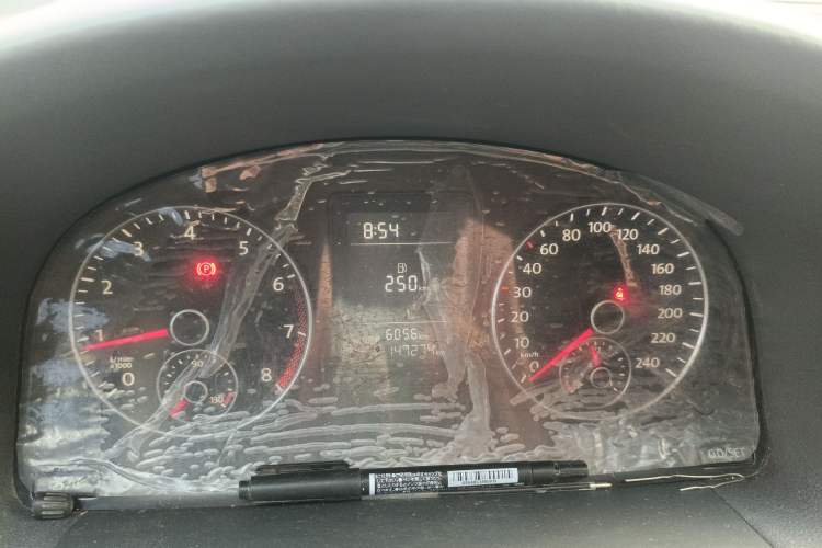 Used Volkswagen Touran 2015 1.4T Manual Fashion Edition 5-Seater Instrument Cluster
