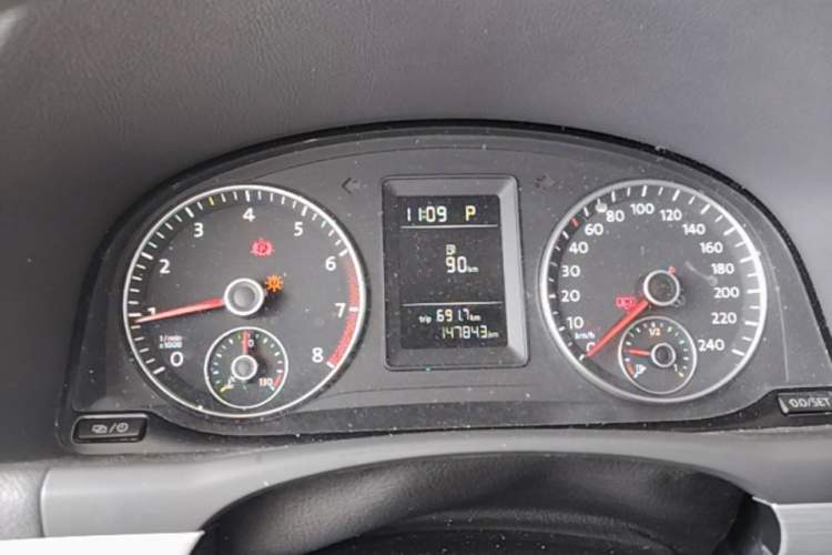 Used Volkswagen Touran 2015 1.4T DSG Comfort Edition 5 Seats Instrument Cluster