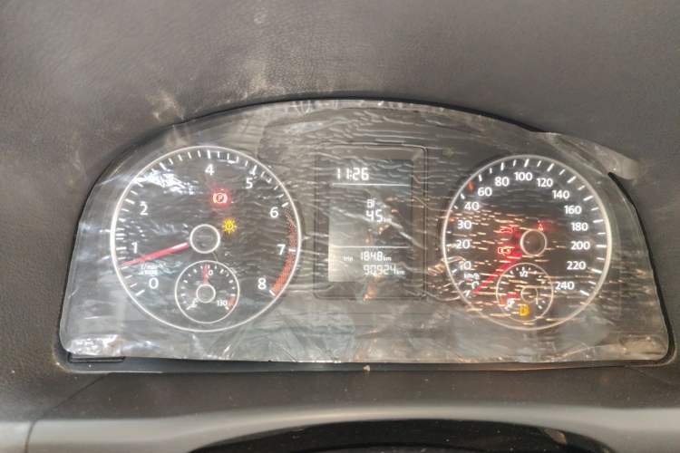 Used Volkswagen Touran 2015 1.4T Manual Comfort Edition 5-Seater Instrument Cluster