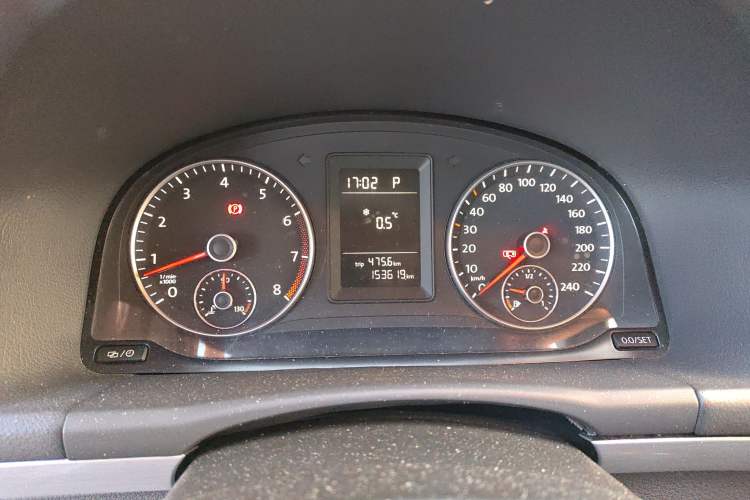 Used Volkswagen Touran 2015 1.4T DSG Comfort Edition 5 Seats Instrument Cluster