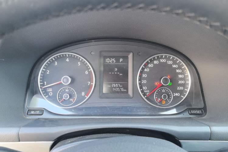 Used Volkswagen Touran 2015 1.4T DSG Comfort Edition 5 Seats Instrument Cluster