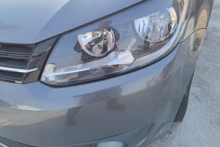 Used Volkswagen Touran 2015 1.4T DSG Comfort Edition 5 Seats Left Front Headlight