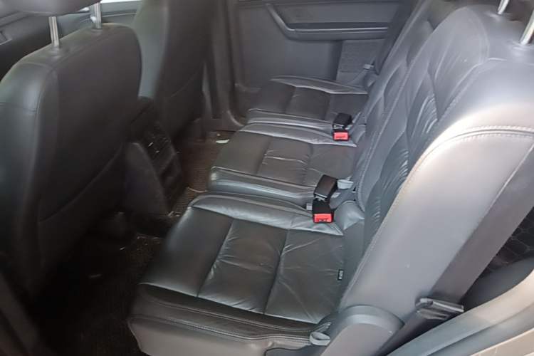 Used Volkswagen Touran 2015 1.4T DSG Comfort Edition 5 Seats Left Rear Seat