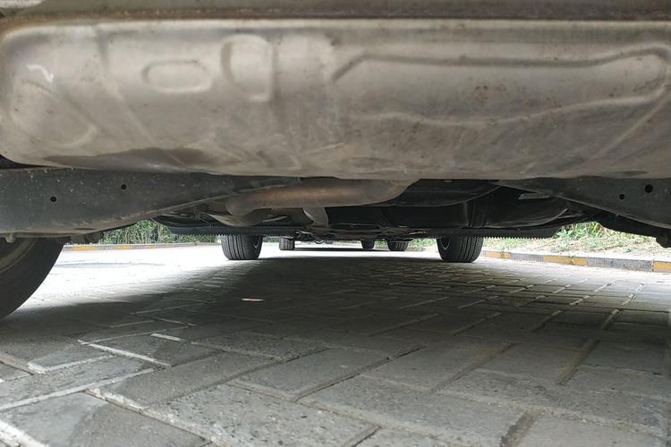 Used Volkswagen Touran 2015 1.4T DSG Comfort Edition 5 Seats Rear Bumper Underside