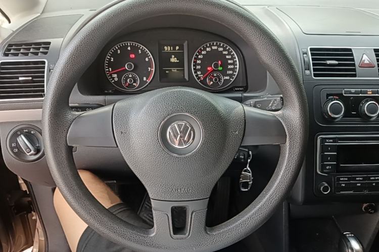 Used Volkswagen Touran 2015 1.4T DSG Comfort Edition 5 Seats Steering Wheel