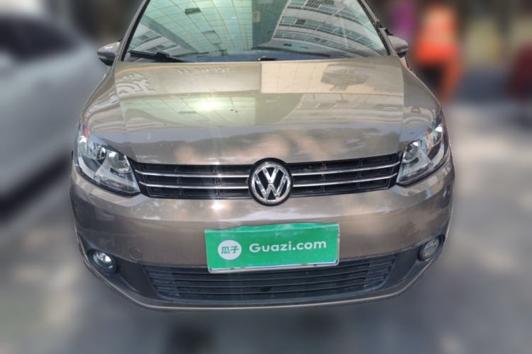 Used Volkswagen Touran 2015 1.4T Manual Fashion Edition 5-Seater Front