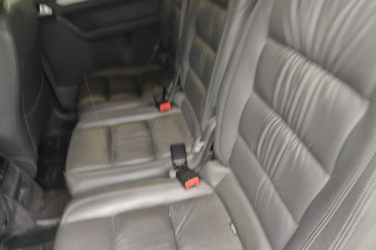 Used Volkswagen Touran 2015 1.4T DSG Comfort Edition 5 Seats Left Rear Seat