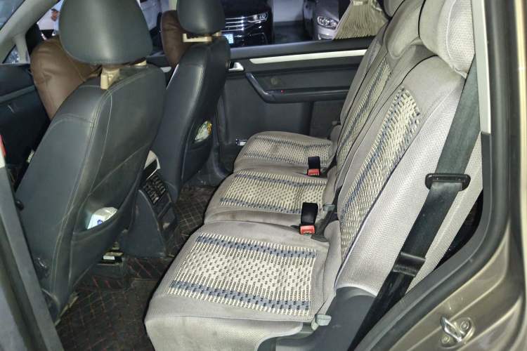 Used Volkswagen Touran 2015 1.4T Manual Comfort Edition 5-Seater Left Rear Seat