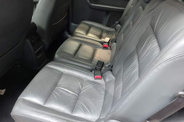Used Volkswagen Touran 2015 1.4T DSG Comfort Edition 5 Seats Left Rear Seat