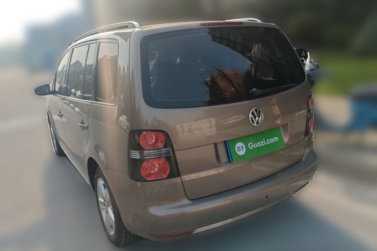 Used Volkswagen Touran 2015 1.4T Manual Comfort Edition 5-Seater Rear Left 45 Deg