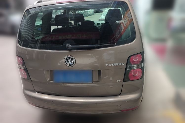 Used Volkswagen Touran 2015 1.4T DSG Comfort Edition 5 Seats Rear