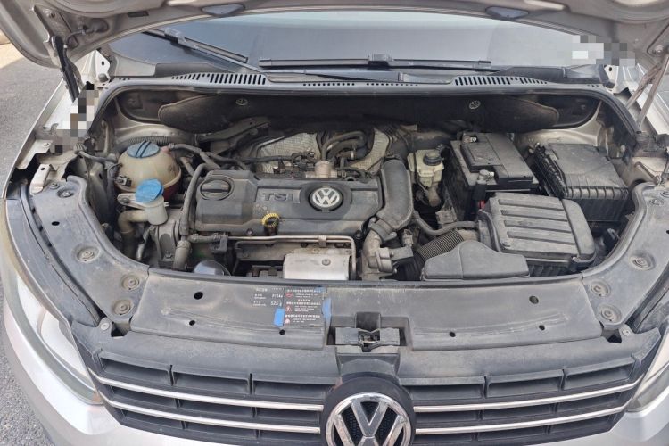 Used Volkswagen Touran 2015 1.4T Manual Fashion Edition 5-Seater Engine Bay