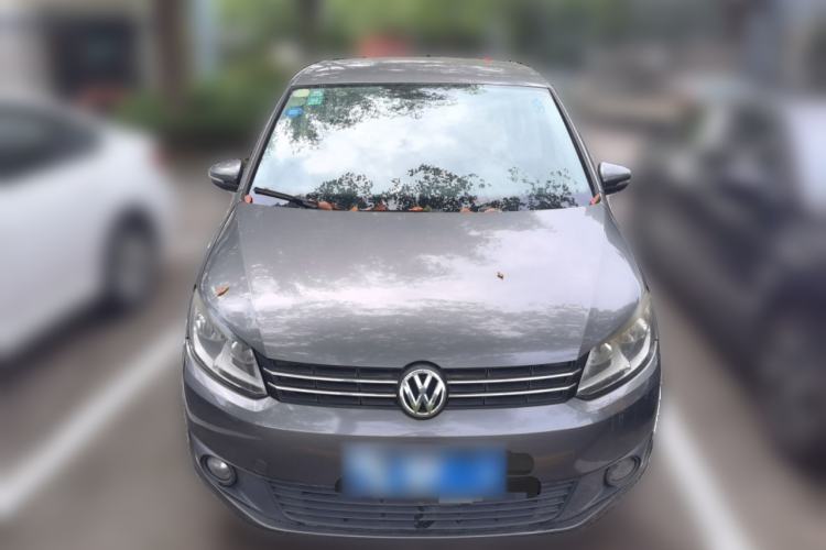 Used Volkswagen Touran 2015 1.4T Manual Fashion Edition 5-Seater Front