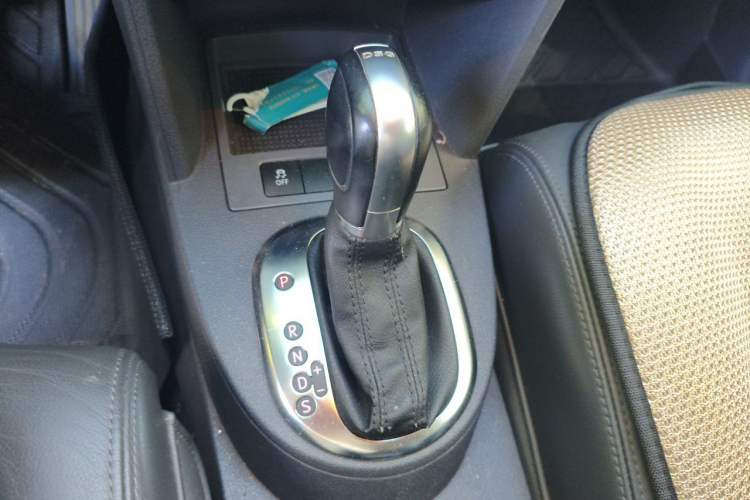 Used Volkswagen Touran 2015 1.4T DSG Comfort Edition 5 Seats Gear Lever