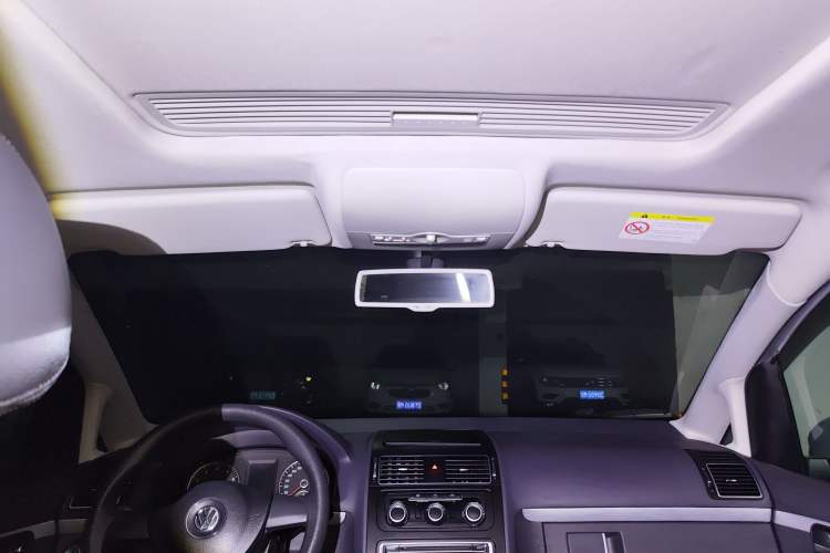 Used Volkswagen Touran 2015 1.4T DSG Comfort Edition 5 Seats Headliner