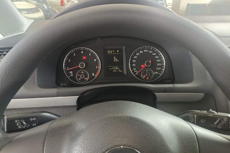 Used Volkswagen Touran 2015 1.4T DSG Comfort Edition 5 Seats Instrument Cluster