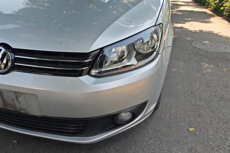 Used Volkswagen Touran 2015 1.4T Manual Fashion Edition 5-Seater Left Front Headlight