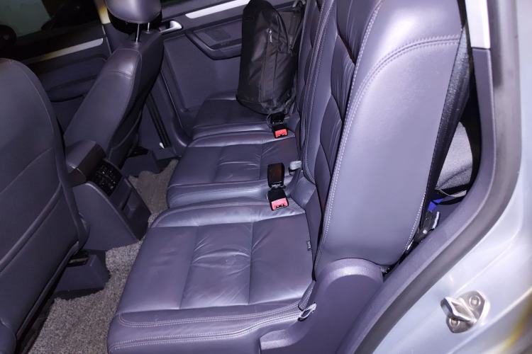 Used Volkswagen Touran 2015 1.4T DSG Comfort Edition 5 Seats Left Rear Seat