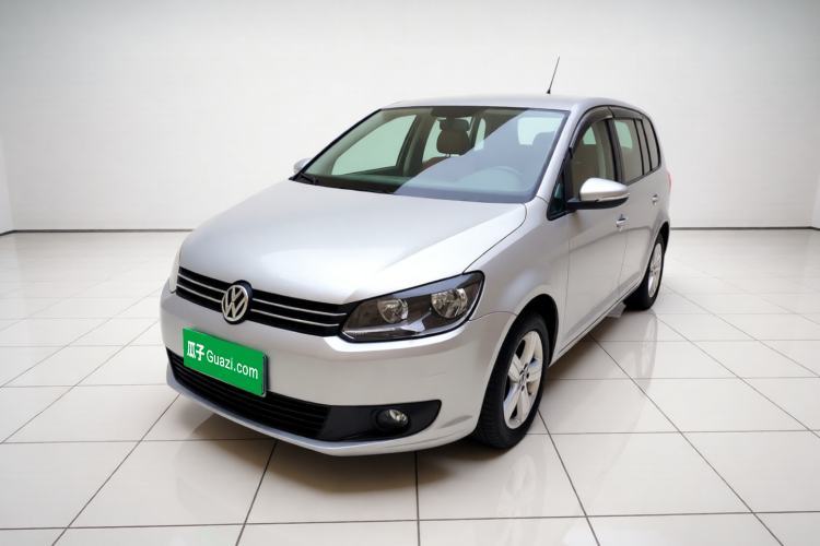 Ojetý Volkswagen Touran 2015 1.4T Manual Fashion Edition 5-Seater Guazi used car, China used car export, Used car for sale, Used  cars, Cheapest cars for sale